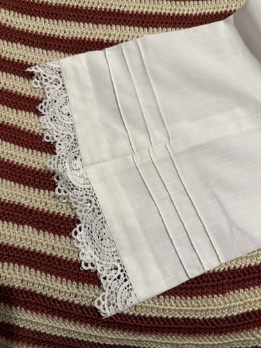 Pakistani white trouser free - pakistani,
