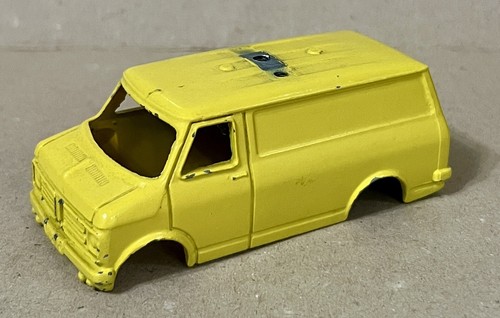 Dinky bedford van 412 - dinky, aa