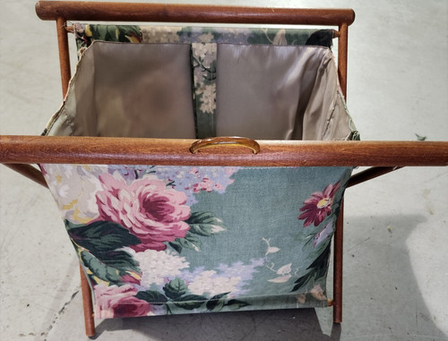 Vtg folding knitting basket - folding,