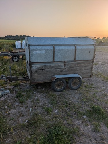Used small livestock trailer - trailer,
