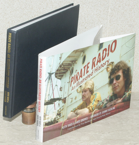 Pirate radio illustrated - pirate,