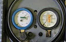 PAIR OF HIGH PRESSURE HYDRAULIC GAUGE KIT TEST TESTER FLOW