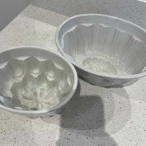 Vintage white ceramic jelly - white,