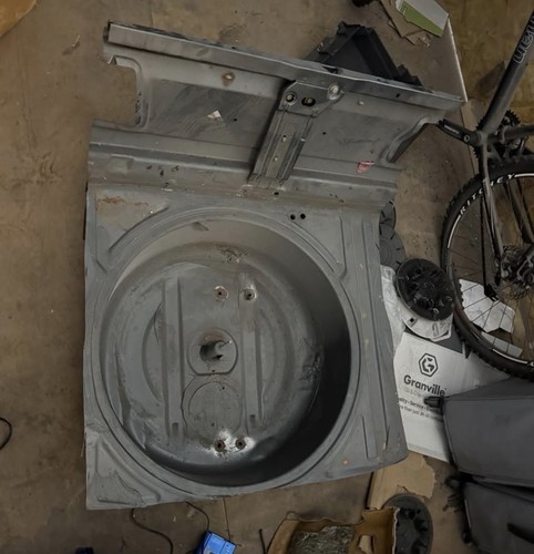 Bmw e30 coupe boot - bmw, floor