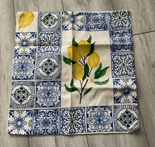 LEMON PRINT CANVAS CUSHION