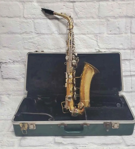 Selmer bundy alto saxophone - ii,