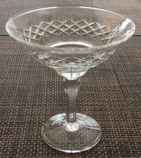 VINTAGE GLASS PEDESTAL BON BON