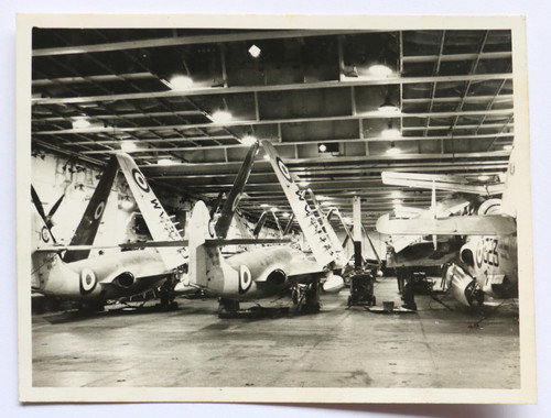 Hms centaur royal navy fleet - hms,