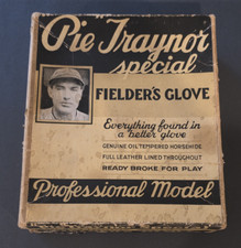 Rare PIE TRAYNOR FIELDERS