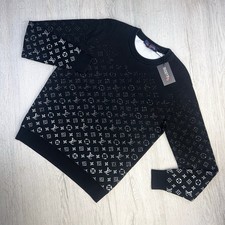 • Louis Vuitton Men’s