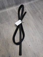 VAUXHALL CORSA ACTIVE 16V S-A 04-06 5DR WINDOW RUNNER SEAL REAR PASSENGER SIDE  