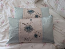 Dunelm pair of rectangular scatter Cushion 50cm x 30 cm floral pattern.