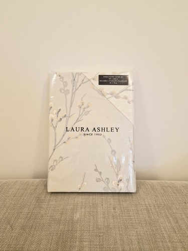 Laura ashley grey - ashley, pussy