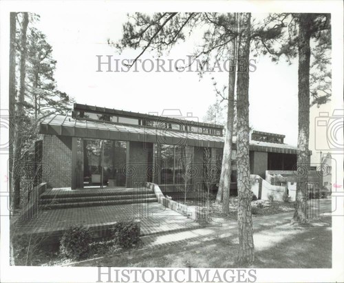 1973 press photo bronze brick - 1973,
