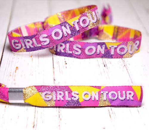 Girls tour party - tour, wristbands