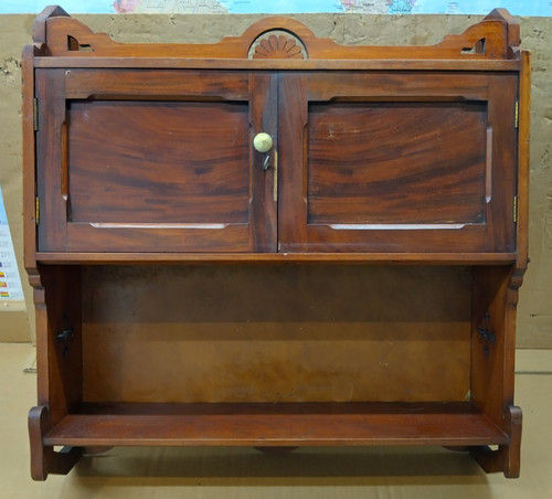 Victorian mahogany cabinet