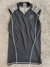 Intelliskin Foundation V neck