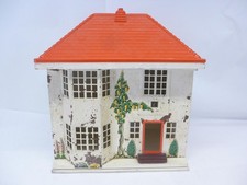 VINTAGE TRIANG DOLLS HOUSE
