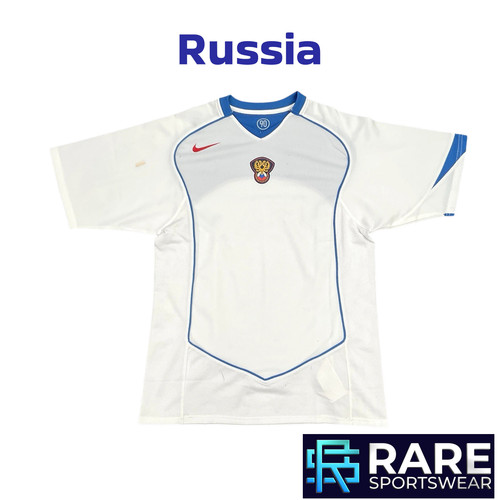 Russia 2004 away football - 2004-06,
