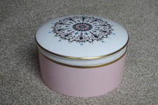 Vintage Royal Worcester #2781