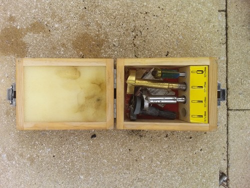 Kitchen fitters router - kitchen, bits