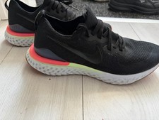 Nike Epic React Flyknit 2