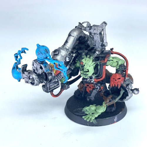 Ork mek with shokk attack - attack, gun