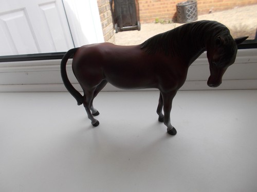 Beswick mare facing - beswick, head