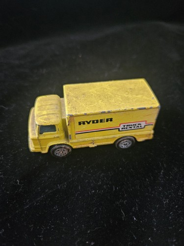 Corgi juniors ryder truck - corgi,