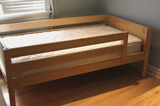 Kids loft bed, Twin, real
