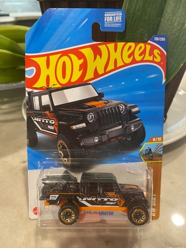 2025 hot wheels 130 dirt - hw,