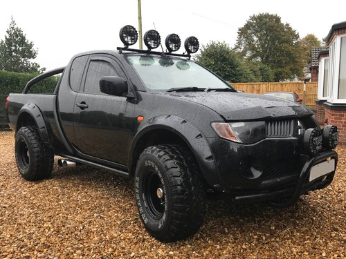 Wide fender flares - , wheel