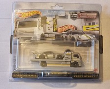 Hot Wheels Porsche 934.5 2023 Premium Team Transport Fleet Street Legends Tour