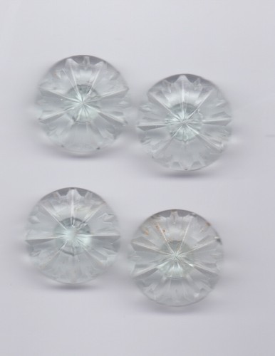 Clear glass vintage buttons - 4,