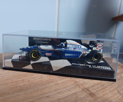 Minichamps williams fw17 - minichamps,