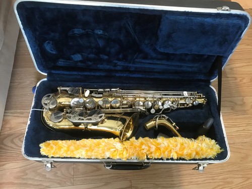 Reynolds elkhart alto - ,