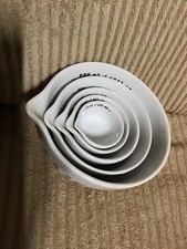 Set Of 5 Measuring Cups