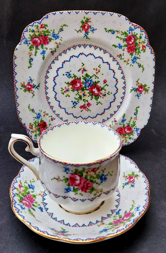 Vintage bone china royal - bone,