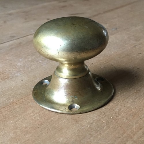 Single brass antique door knob - brass,