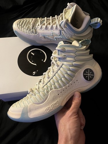 Size li ning - 10.5, li-ning