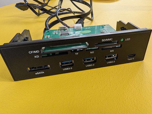 Front panel multi card reader - card,