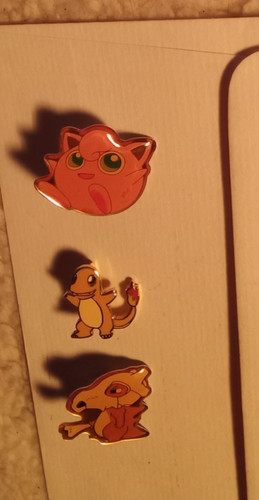 Vintage pokemon pin - 3,