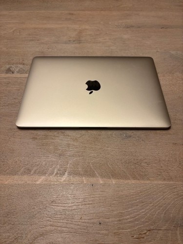 Mac book air - book,