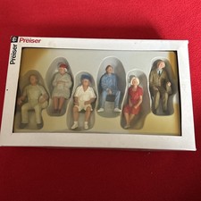 Preiser Set Of 5 Sitting