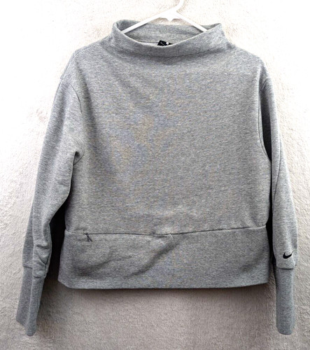 Nike versa studio mock - studio,
