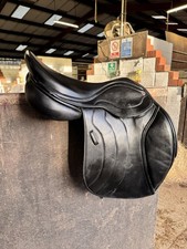 AVA pro jump Calf Skin 18 Inch Saddle