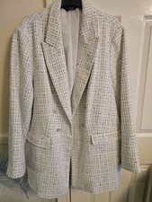 YOURS, Size 26 Ivory/Black