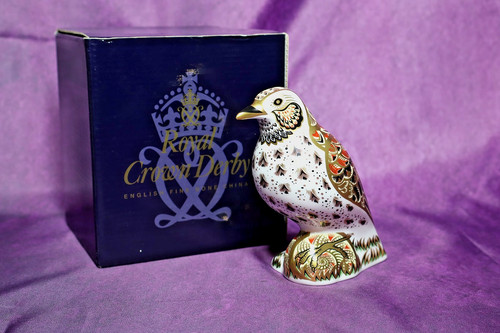 Royal crown derby song thrush - royal,