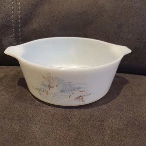 Jaj pyrex wildfowl - wildfowl, casserole