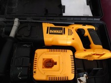 Dewalt 18 volt sds rotary hammer drill cordless